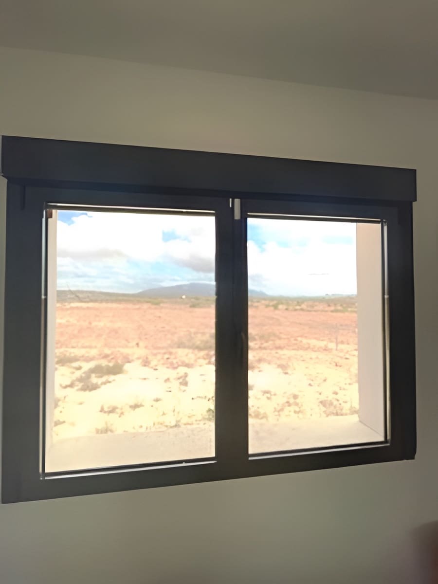 3 soveværelse Villa til salg i Pinoso med swimmingpool garage - € 460.000 (Ref: 9343339)