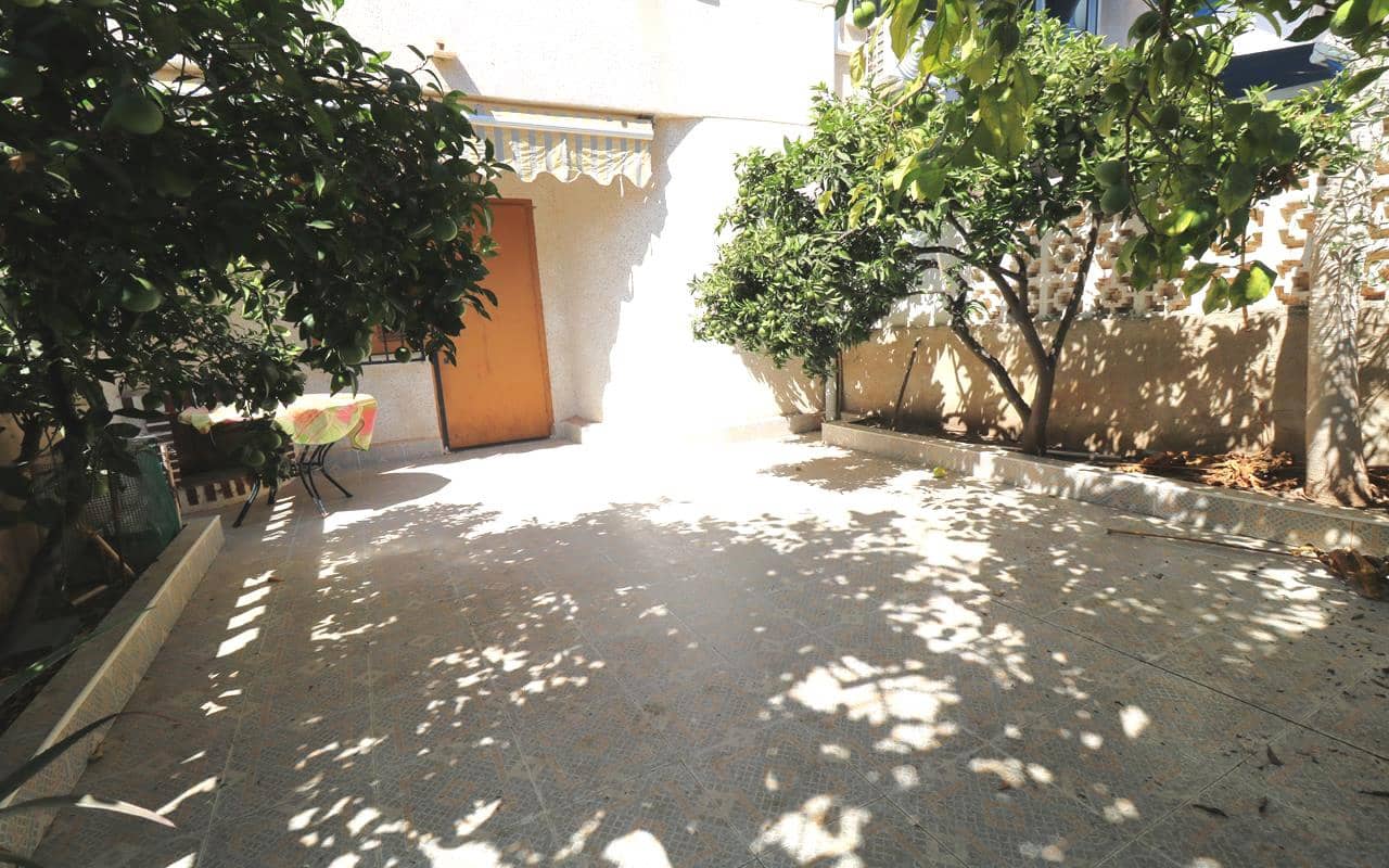 3 quarto Casa em Banda para venda em Torrevieja com garagem - 194 500 € (Ref: 9343340)