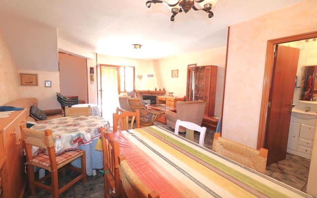 3 quarto Casa em Banda para venda em Torrevieja com garagem - 194 500 € (Ref: 9343340)