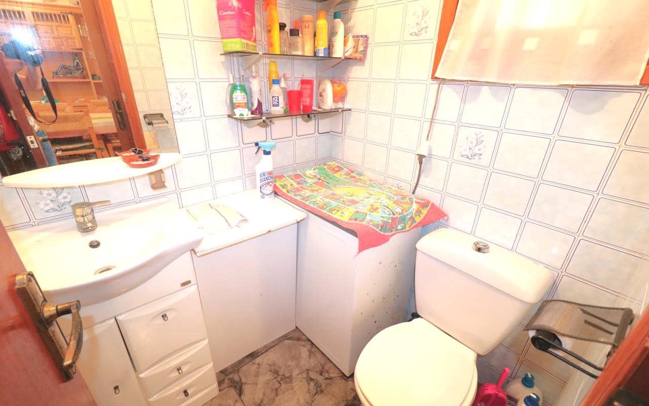 3 quarto Casa em Banda para venda em Torrevieja com garagem - 194 500 € (Ref: 9343340)