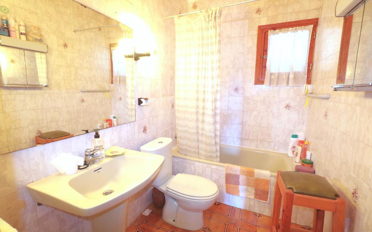 3 quarto Casa em Banda para venda em Torrevieja com garagem - 194 500 € (Ref: 9343340)