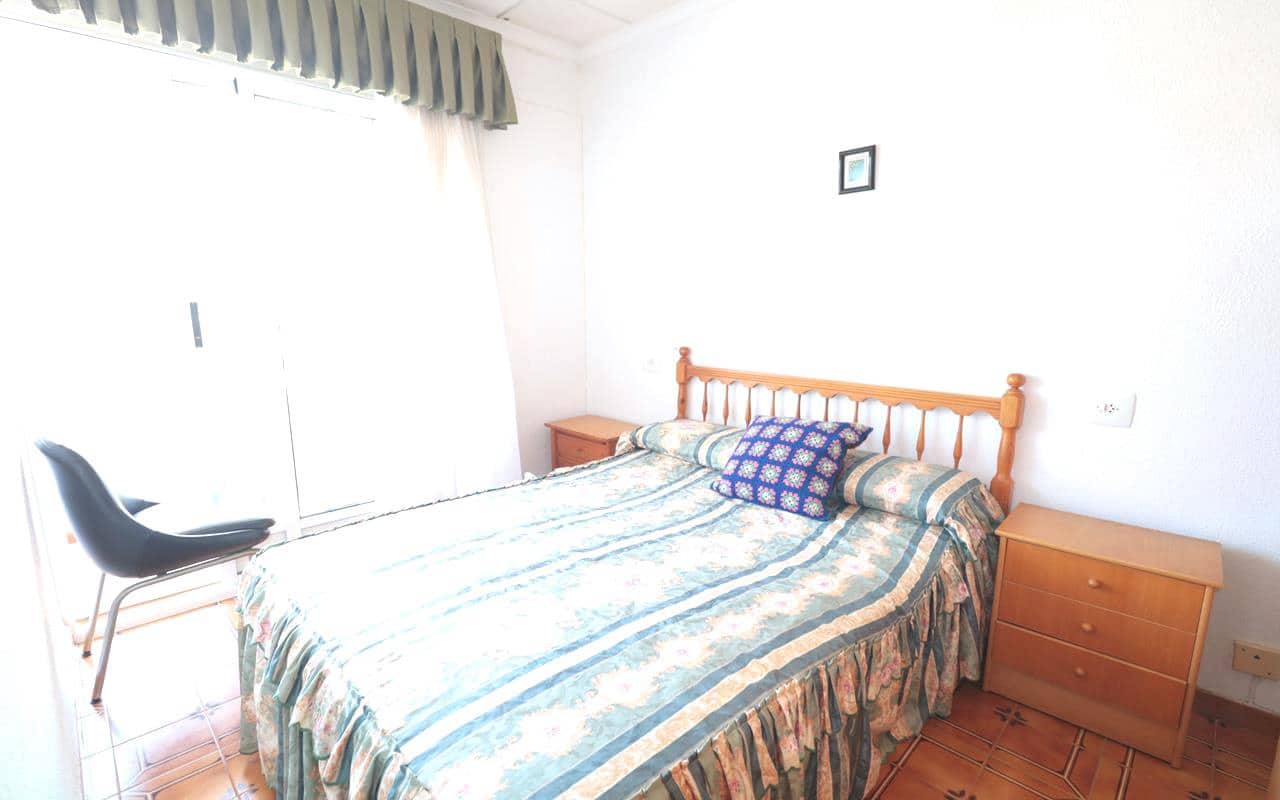 3 quarto Casa em Banda para venda em Torrevieja com garagem - 194 500 € (Ref: 9343340)