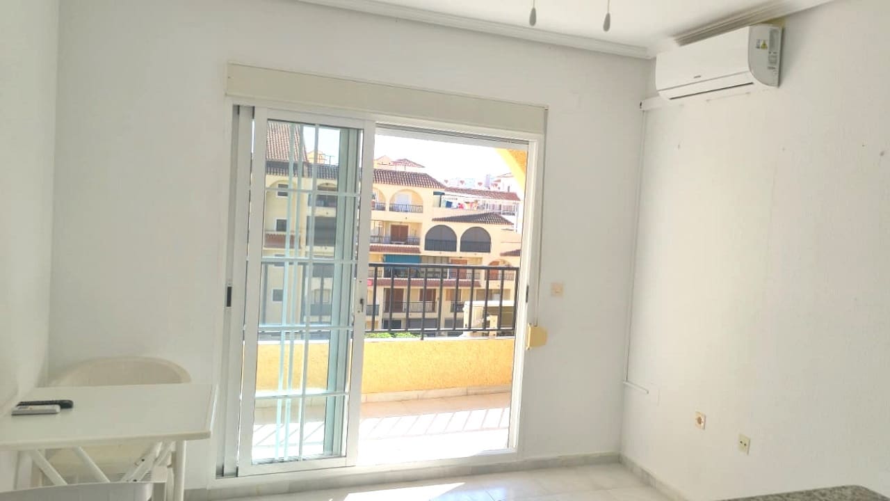 1 bedroom Studio for sale in La Mata with pool - € 92,995 (Ref: 9343341)