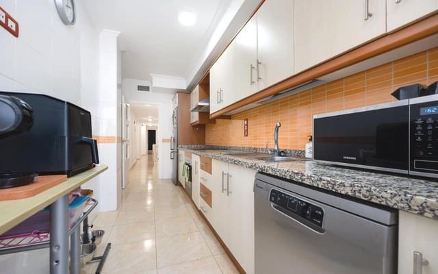 3 sovrum Lägenhet till salu i Torrevieja med garage - 244 995 € (Ref: 9343343)