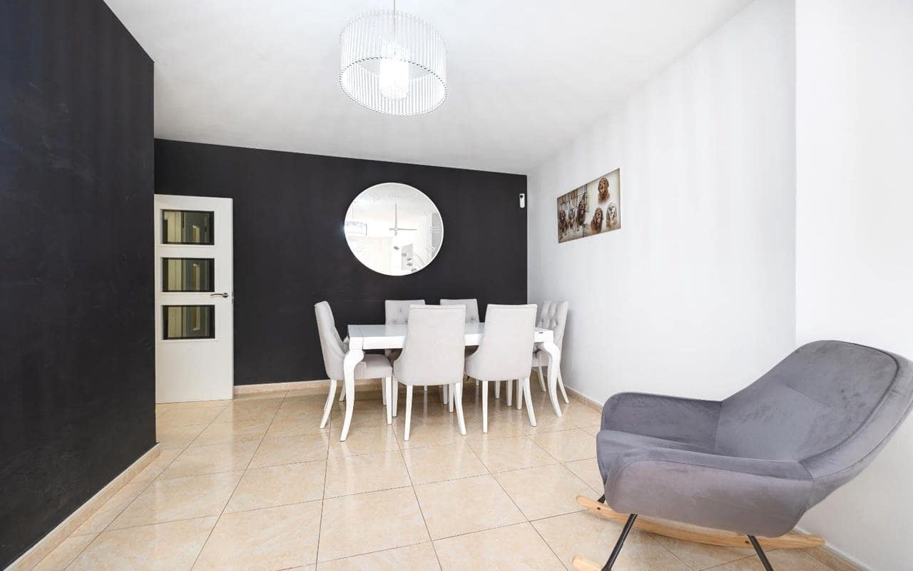 3 sovrum Lägenhet till salu i Torrevieja med garage - 244 995 € (Ref: 9343343)