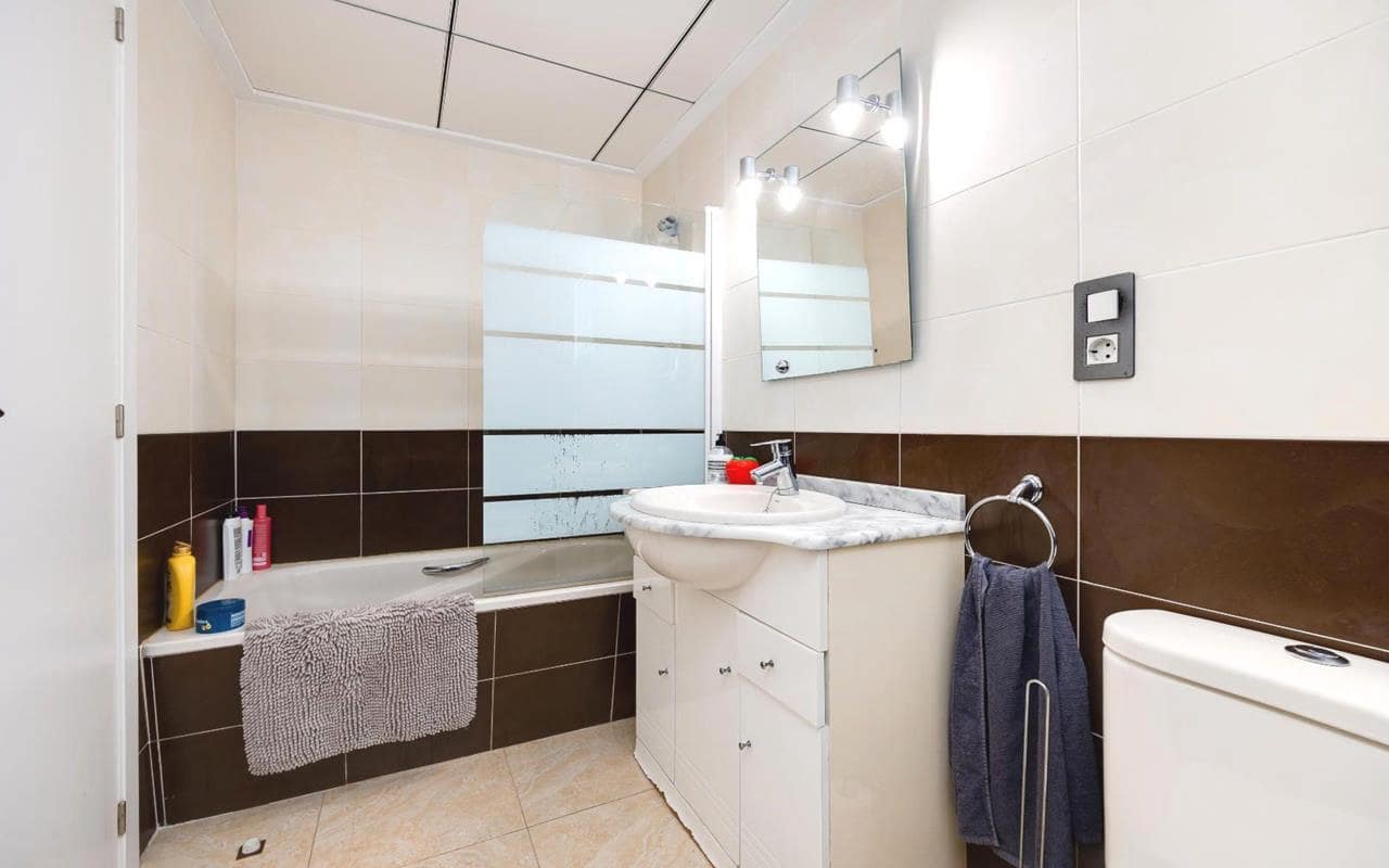 3 sovrum Lägenhet till salu i Torrevieja med garage - 244 995 € (Ref: 9343343)