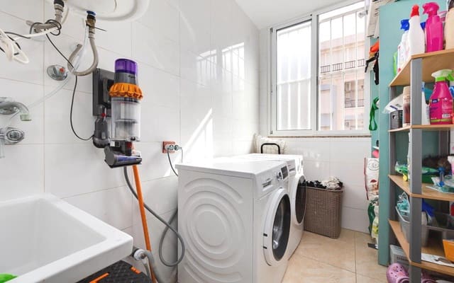 3 sovrum Lägenhet till salu i Torrevieja med garage - 244 995 € (Ref: 9343343)