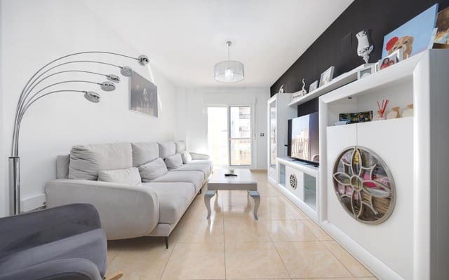 3 sovrum Lägenhet till salu i Torrevieja med garage - 244 995 € (Ref: 9343343)