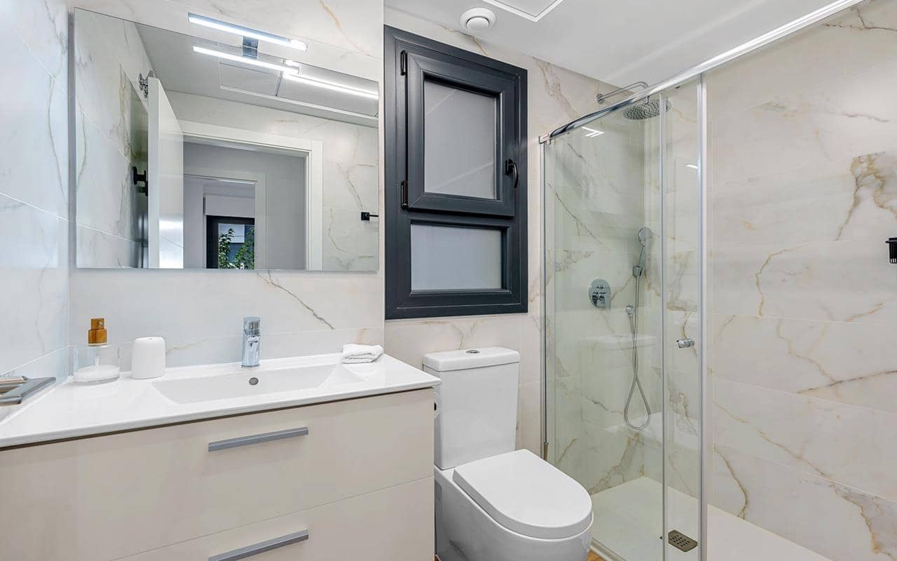 2 soverom Leilighet til salgs i Villamartin med svømmebasseng garasje - € 249 500 (Ref: 9343344)