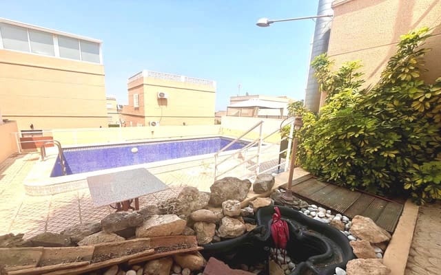 1 soverom Studio til salgs i San Miguel de Salinas med svømmebasseng garasje - € 105 000 (Ref: 9343348)