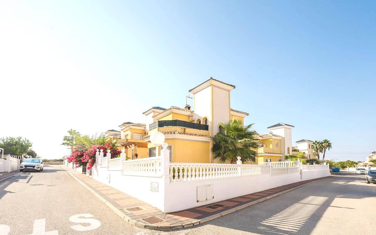 3 soverom Villa til salgs i Lo Crispin med svømmebasseng garasje - € 249 900 (Ref: 9343349)