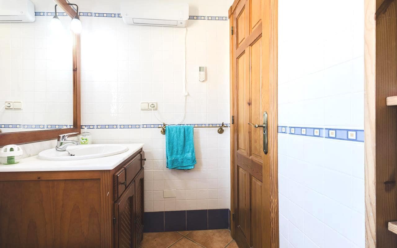 3 soverom Villa til salgs i Lo Crispin med svømmebasseng garasje - € 249 900 (Ref: 9343349)