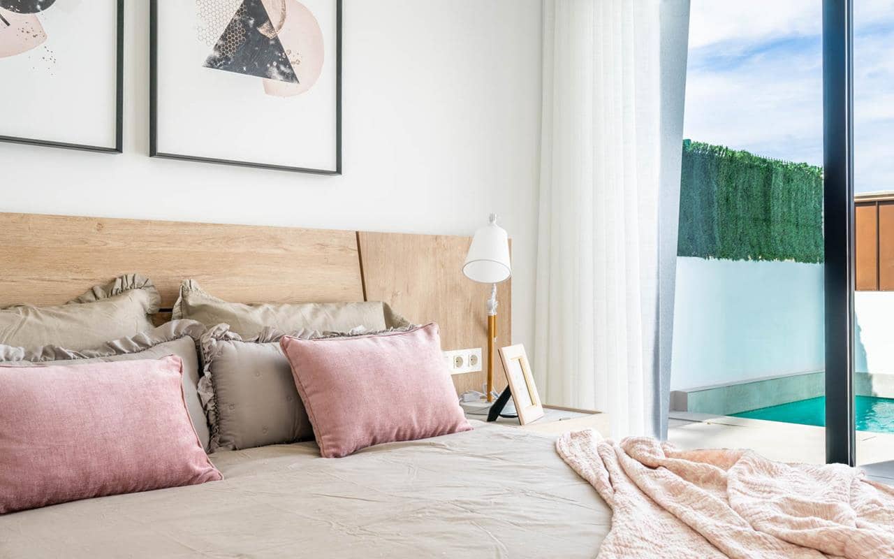 3 bedroom Villa for sale in Roldan with pool garage - € 379,950 (Ref: 9343351)