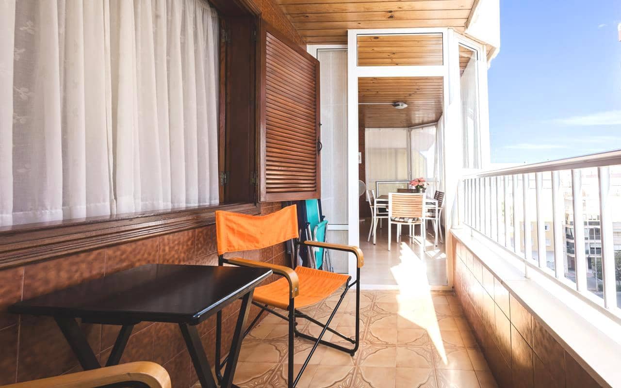 3 quarto Apartamento para venda em Torrevieja com piscina - 249 000 € (Ref: 9343353)