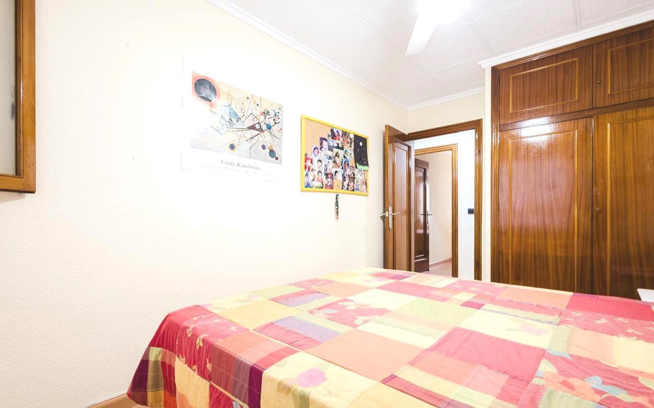 3 quarto Apartamento para venda em Torrevieja com piscina - 249 000 € (Ref: 9343353)