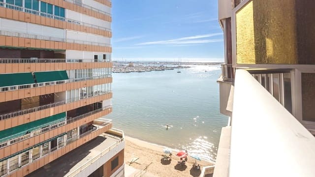 3 quarto Apartamento para venda em Torrevieja com piscina - 249 000 € (Ref: 9343353)