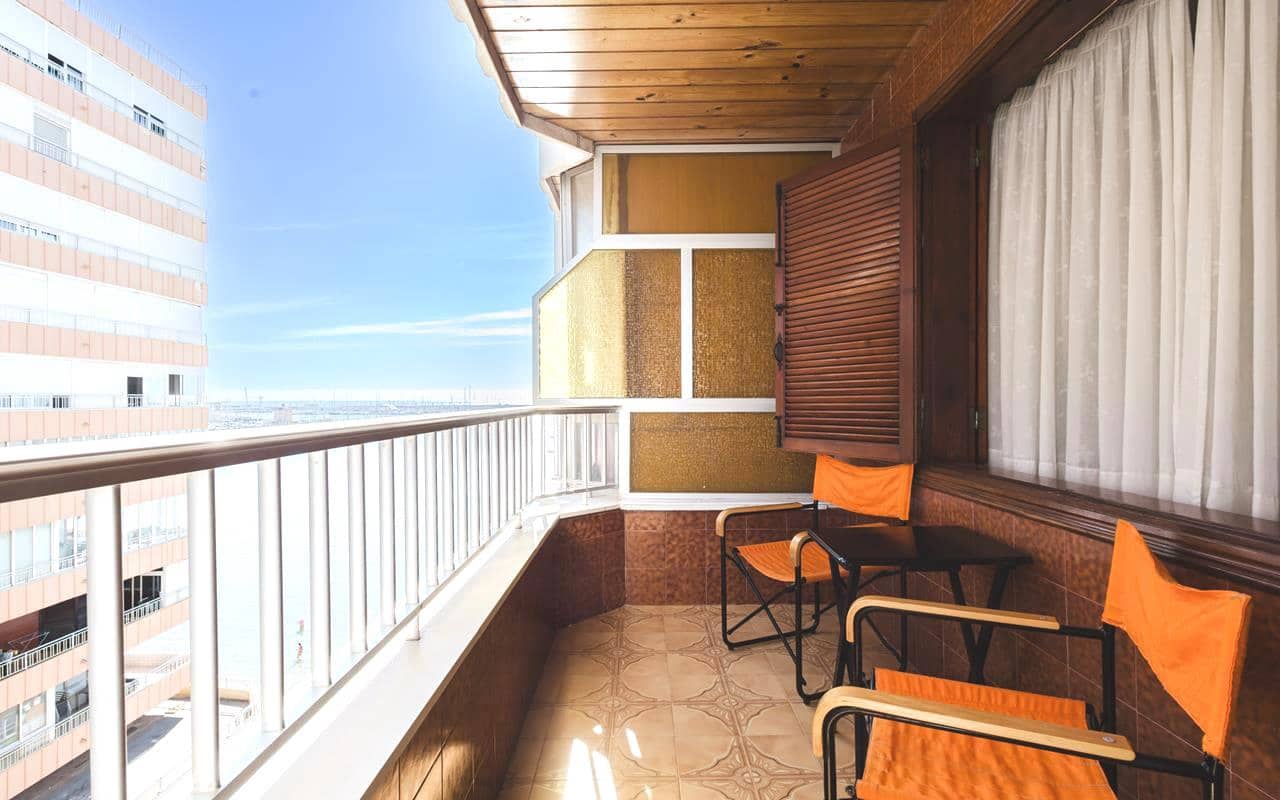 3 quarto Apartamento para venda em Torrevieja com piscina - 249 000 € (Ref: 9343353)