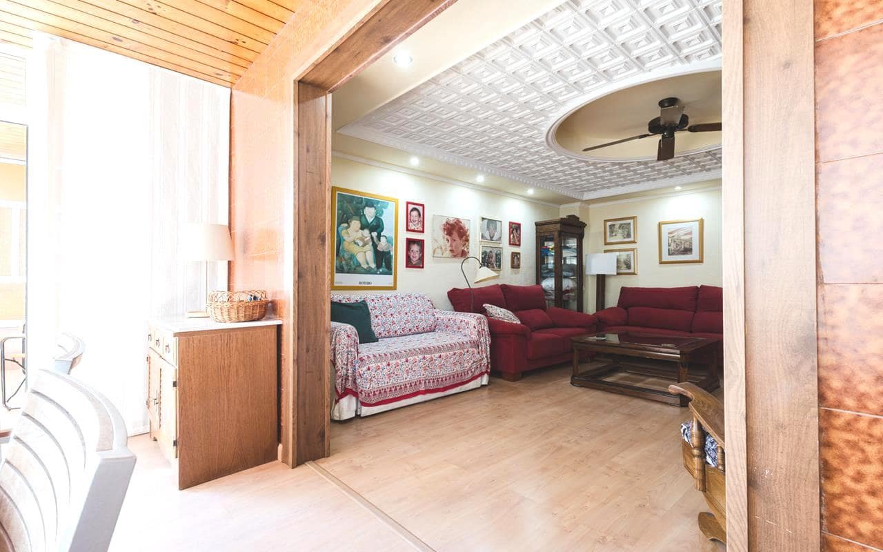 3 quarto Apartamento para venda em Torrevieja com piscina - 249 000 € (Ref: 9343353)