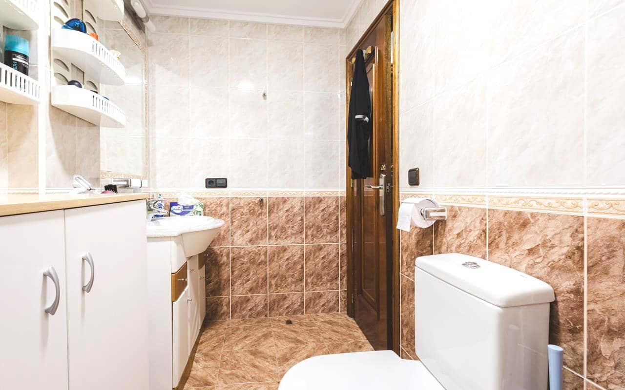 3 quarto Apartamento para venda em Torrevieja com piscina - 249 000 € (Ref: 9343353)