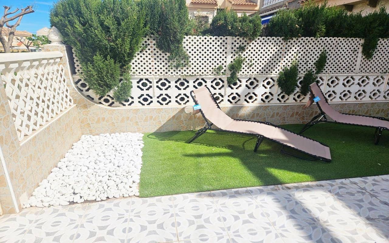 3 quarto Casa em Banda para venda em Torrevieja com piscina garagem - 199 000 € (Ref: 9343463)