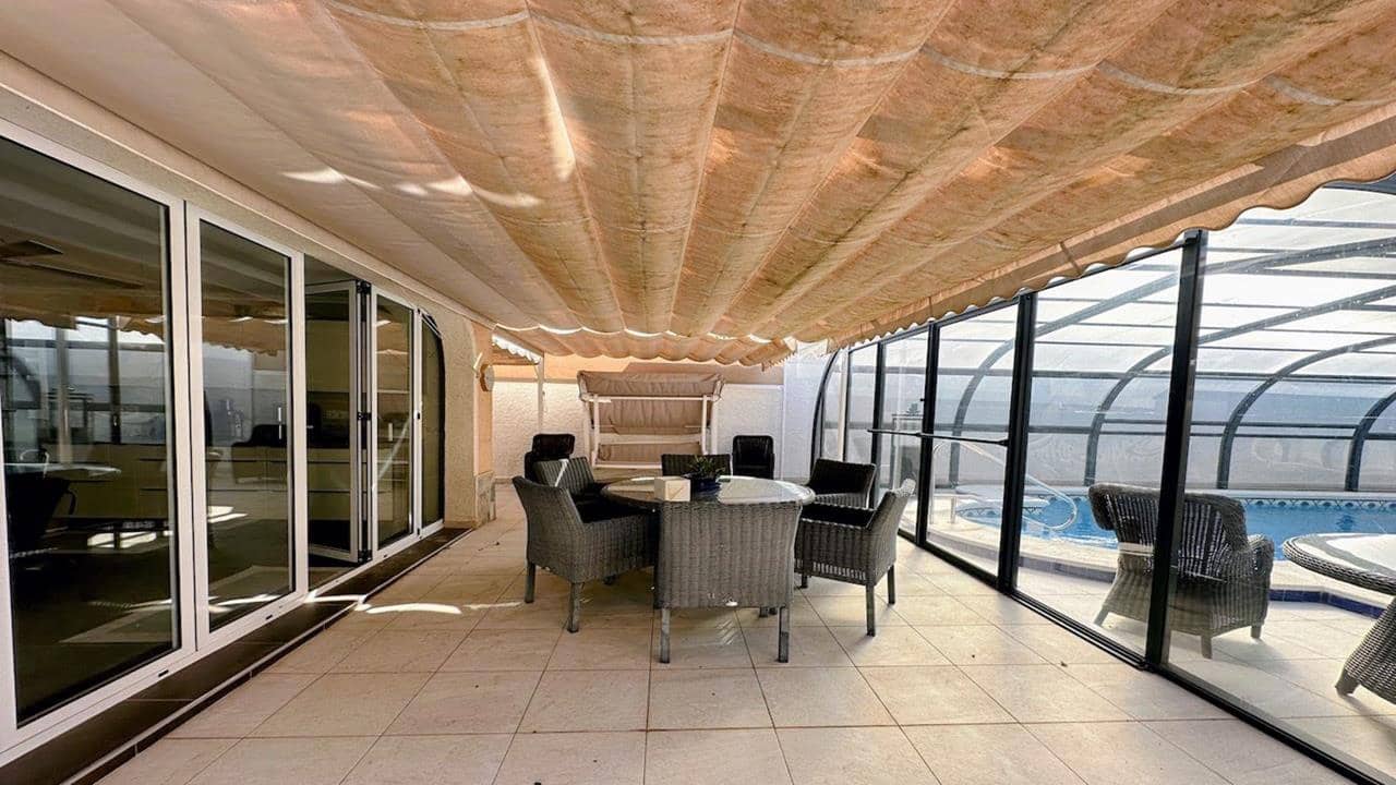 4 quarto Moradia para venda em Ciudad Quesada com piscina garagem - 595 000 € (Ref: 9343632)