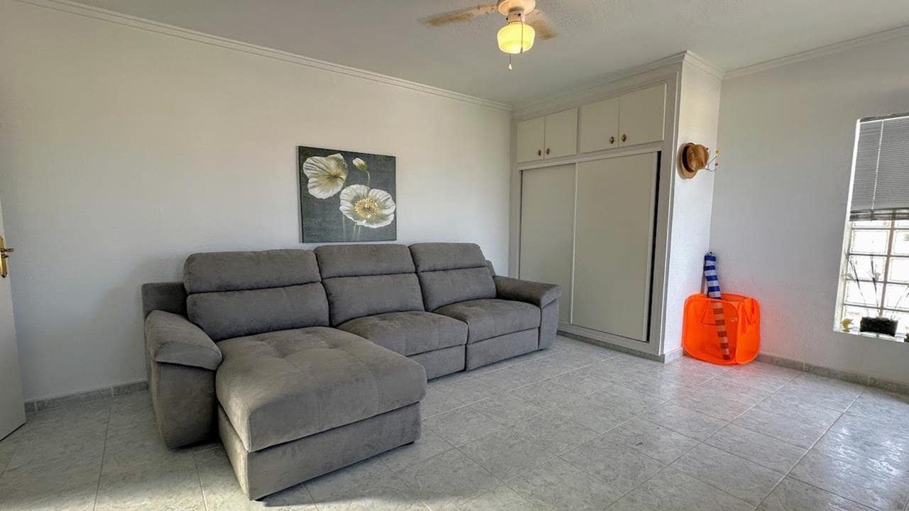 4 quarto Moradia para venda em Ciudad Quesada com piscina garagem - 595 000 € (Ref: 9343632)