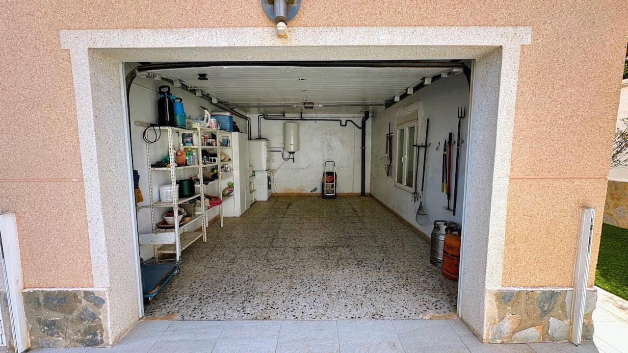 4 quarto Moradia para venda em Ciudad Quesada com piscina garagem - 595 000 € (Ref: 9343632)