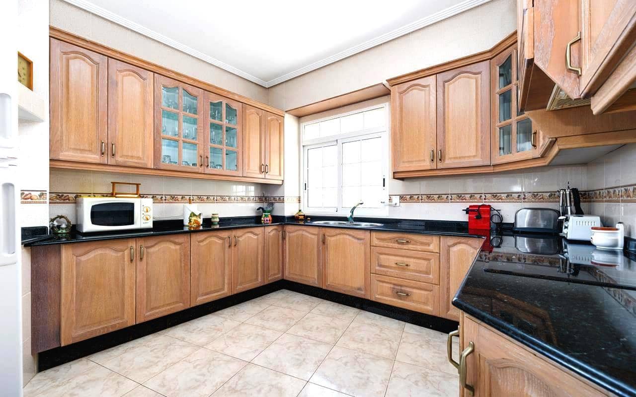 4 sovrum Lägenhet till salu i Torrevieja med garage - 389 500 € (Ref: 9344084)