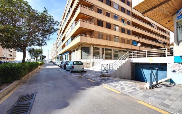 4 soveværelse Lejlighed til salg i Torrevieja med garage - € 389.500 (Ref: 9344084)