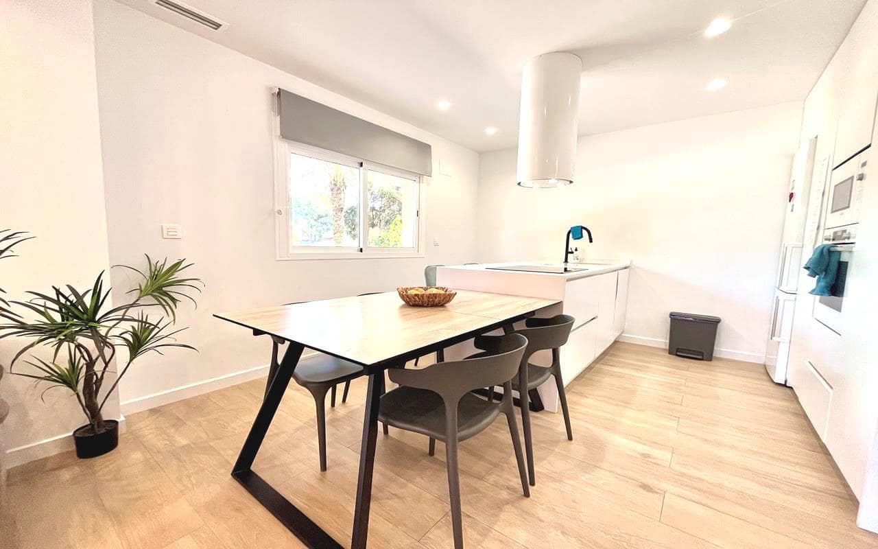 3 bedroom Apartment for sale in La Mata with garage - € 199,990 (Ref: 9345716)