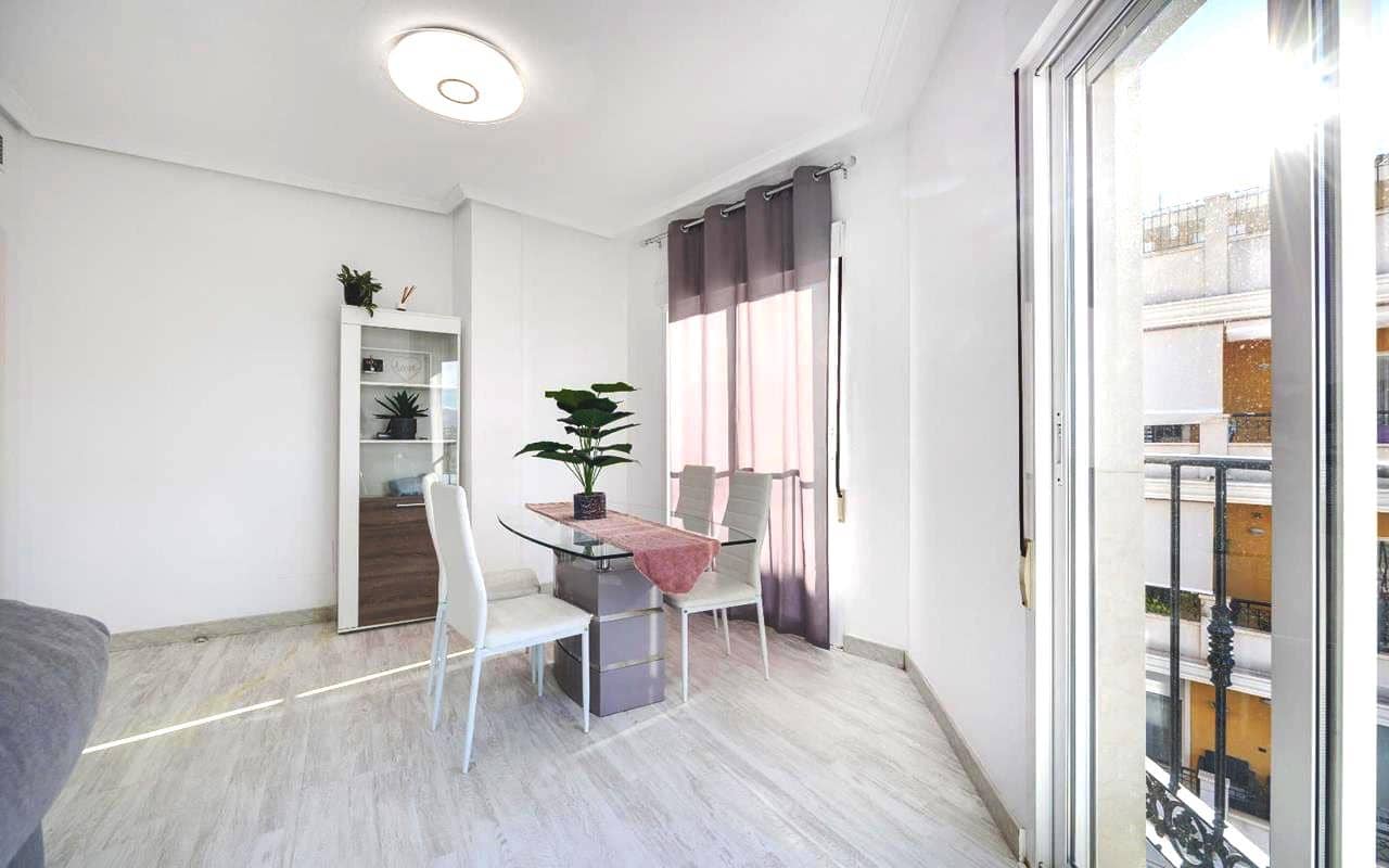 3 makuuhuone Huoneisto myytävänä paikassa Almoradi - 149 995 € (Ref: 9350030)