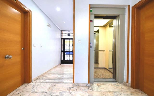 3 makuuhuone Huoneisto myytävänä paikassa Almoradí - 149 995 € (Ref: 9350030)