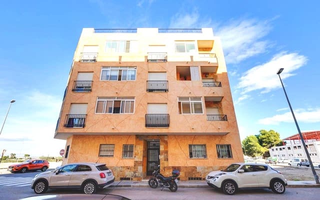 3 makuuhuone Huoneisto myytävänä paikassa Almoradí - 149 995 € (Ref: 9350030)