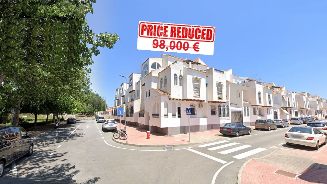 1 slaapkamer Studio te koop in Torrevieja met zwembad - € 95.000 (Ref: 9352148)