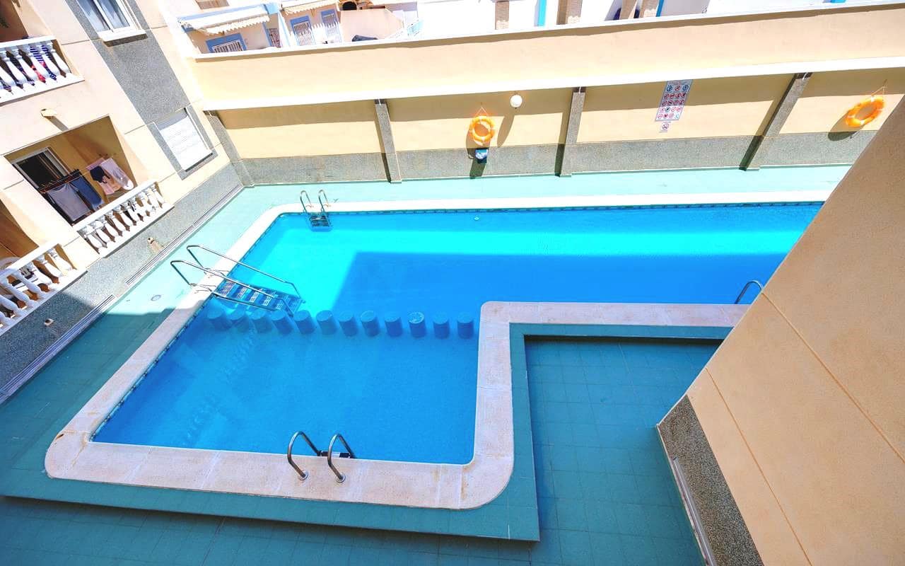 1 quarto Apartamento para venda em Torrevieja com piscina - 99 995 € (Ref: 9354148)