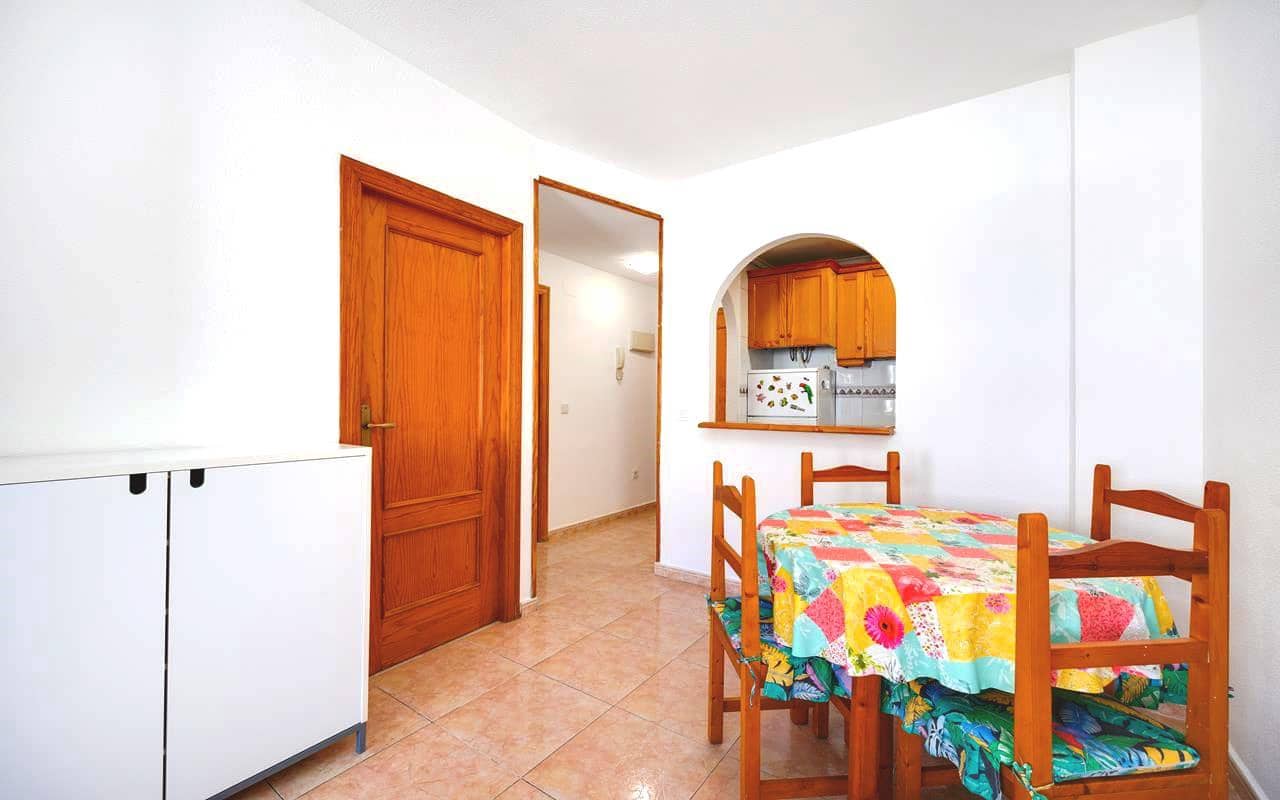 1 quarto Apartamento para venda em Torrevieja com piscina - 99 995 € (Ref: 9354148)