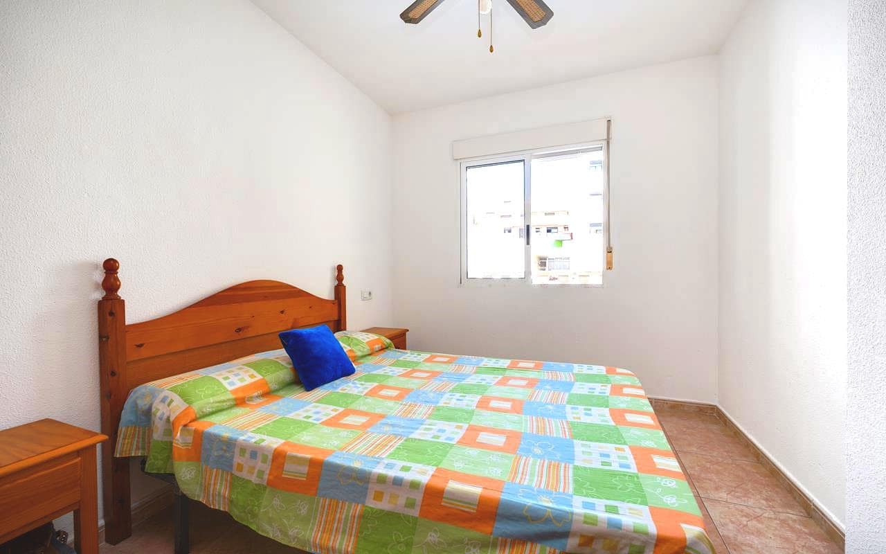 1 quarto Apartamento para venda em Torrevieja com piscina - 99 995 € (Ref: 9354148)