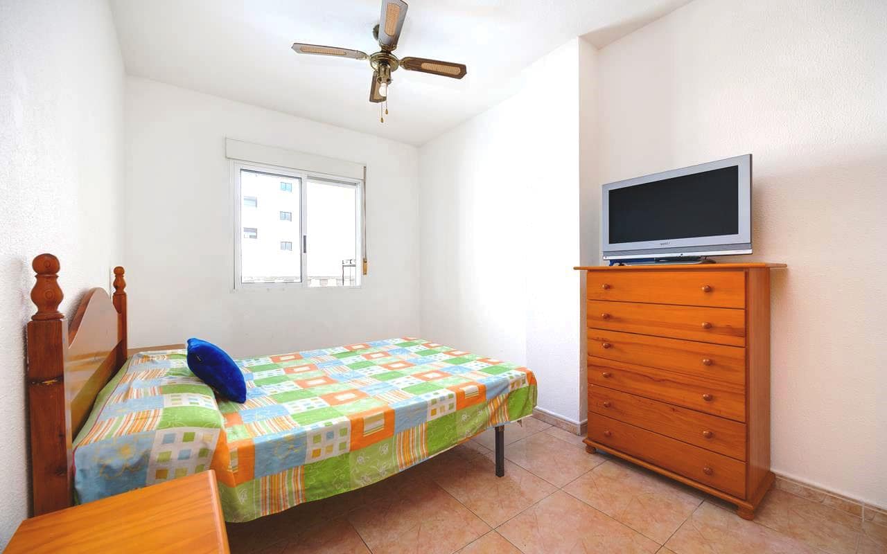 1 quarto Apartamento para venda em Torrevieja com piscina - 99 995 € (Ref: 9354148)