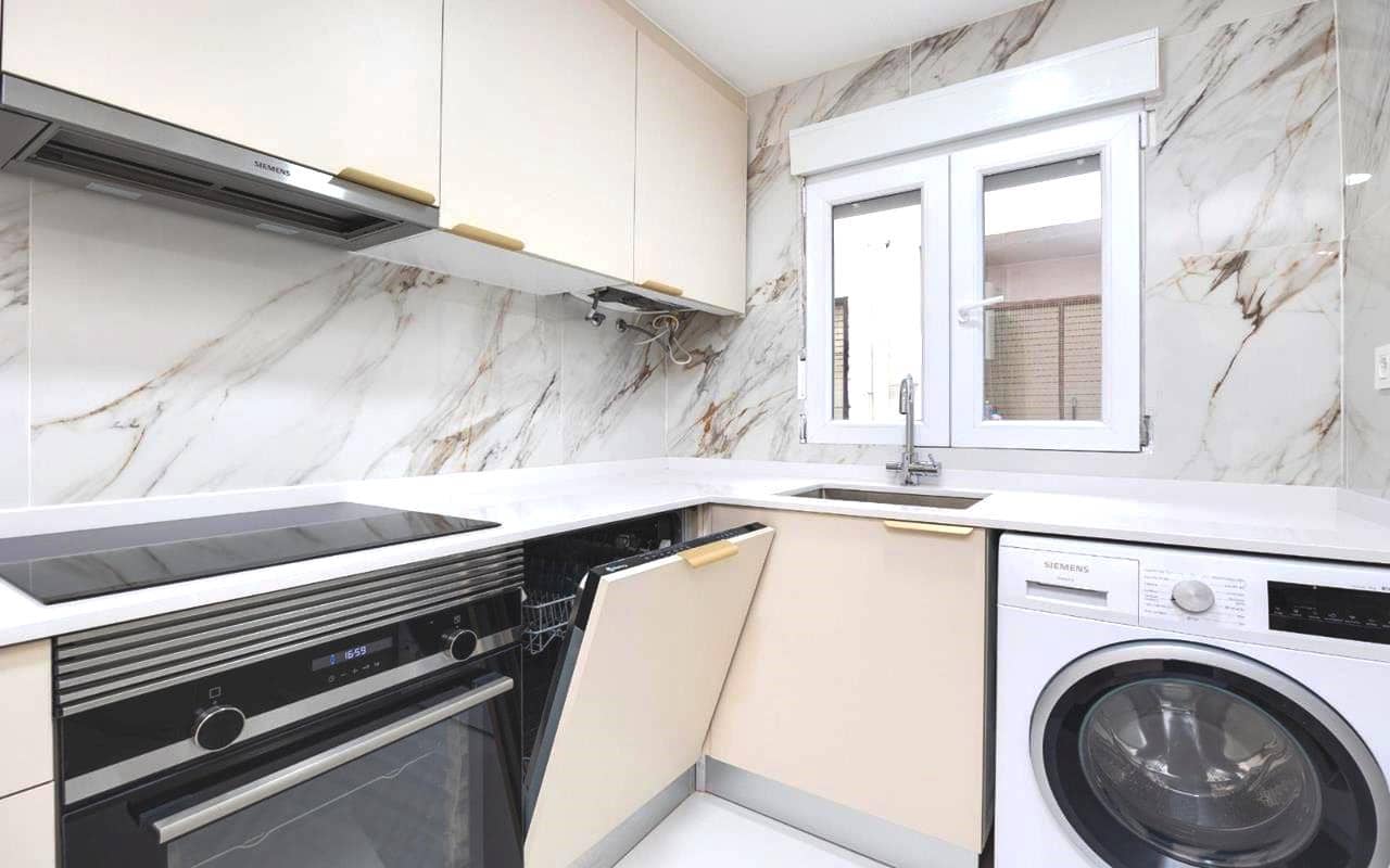 3 soveværelse Lejlighed til salg i Torrevieja - € 269.000 (Ref: 9354231)