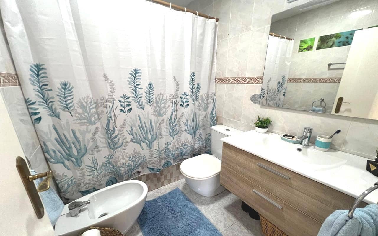 4 soverom Villa til salgs i Torrevieja med svømmebasseng garasje - € 253 000 (Ref: 9357503)