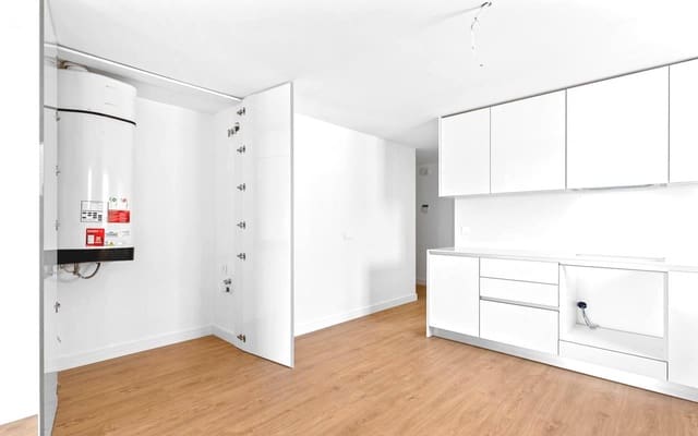 2 soveværelse Penthouse til salg i Villamartin, Orihuela med swimmingpool garage - € 359.000 (Ref: 9357771)