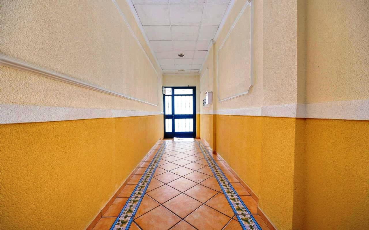 3 soverom Leilighet til salgs i Torrevieja - € 154 995 (Ref: 9371400)