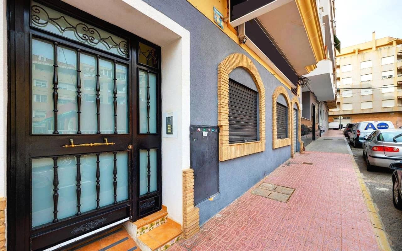 3 soverom Leilighet til salgs i Torrevieja - € 154 995 (Ref: 9371400)