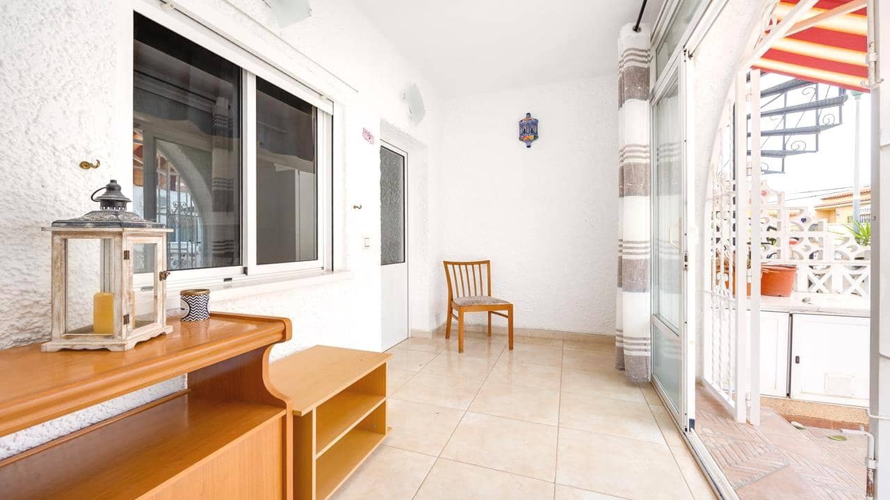 1 slaapkamer Bungalow te koop in Torrevieja met garage - € 89.995 (Ref: 9374053)
