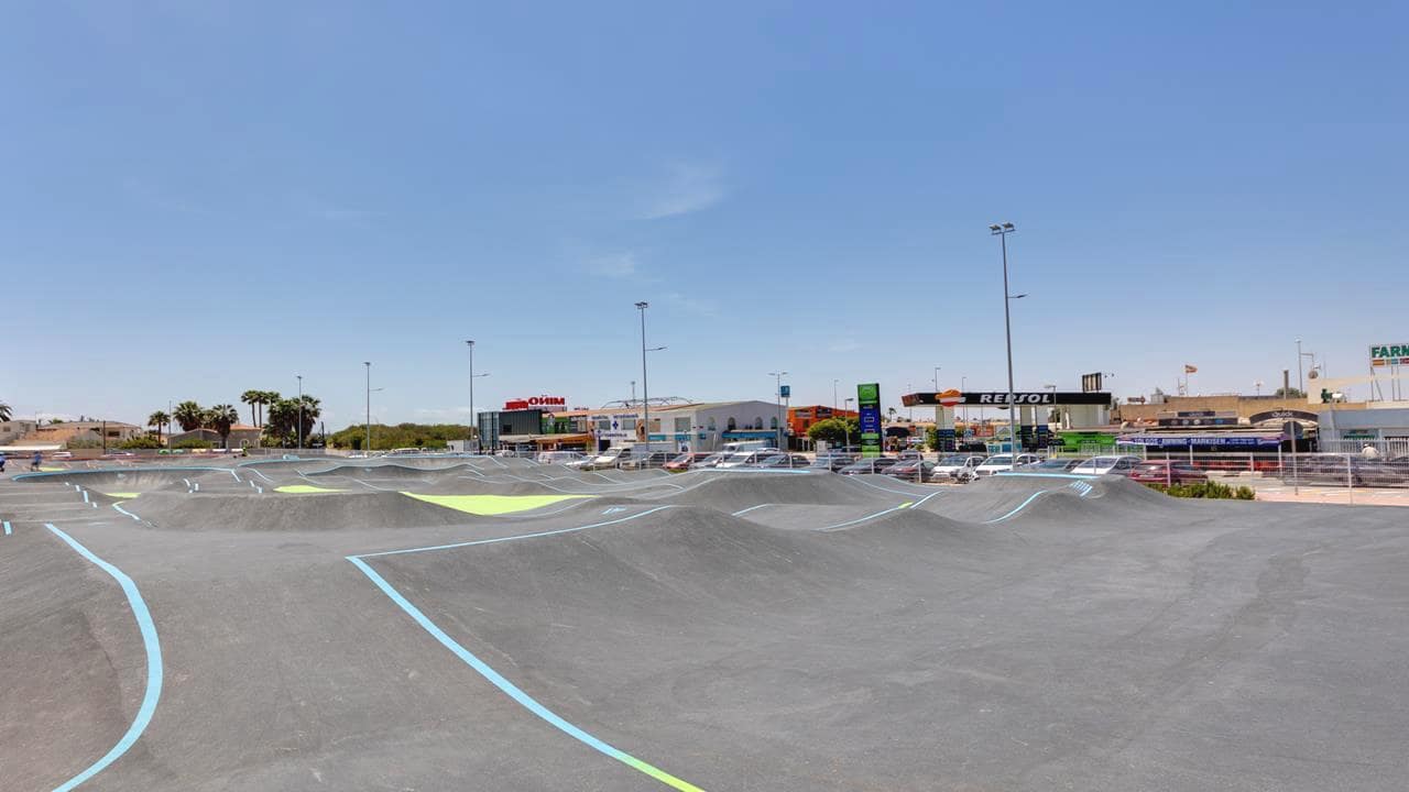 1 slaapkamer Bungalow te koop in Torrevieja met garage - € 89.995 (Ref: 9374053)