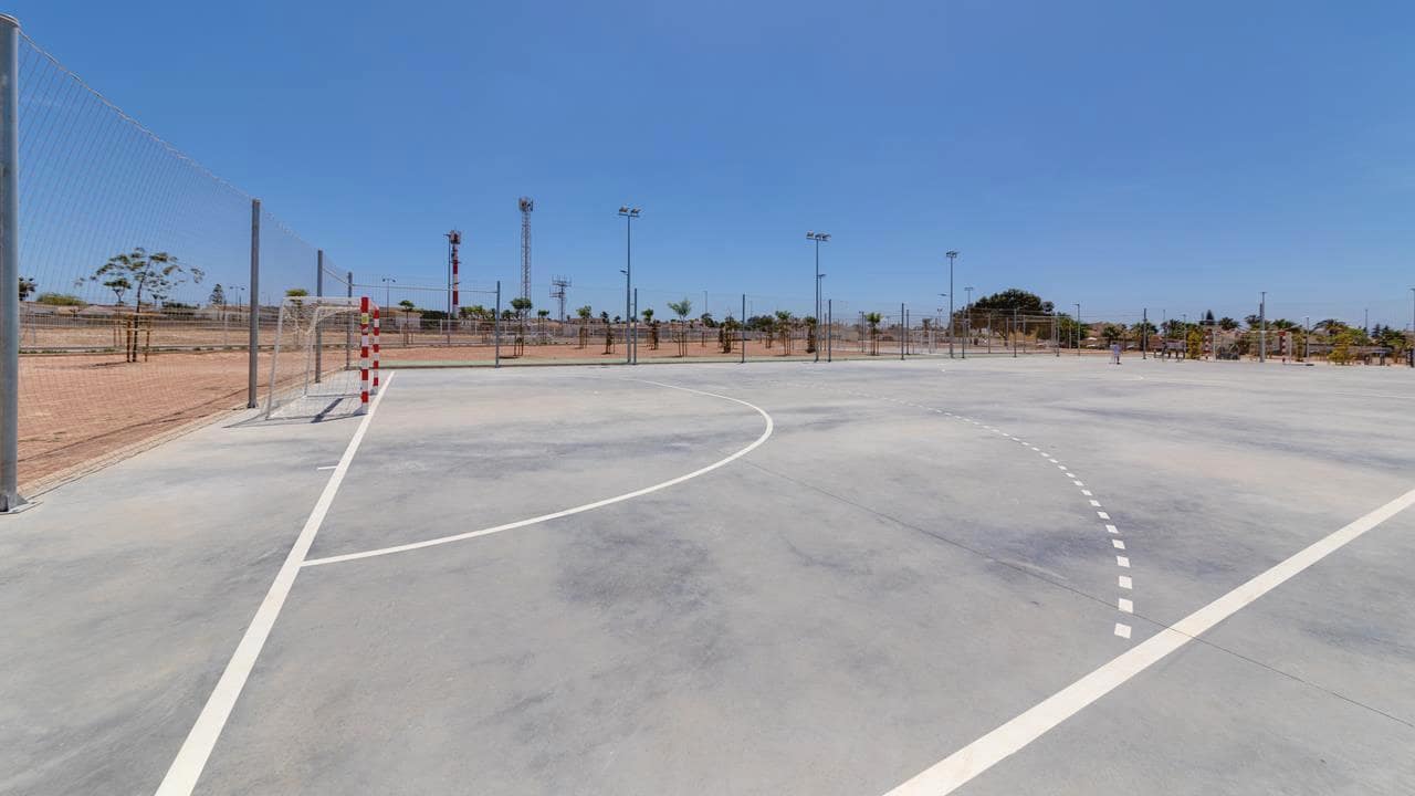 1 slaapkamer Bungalow te koop in Torrevieja met garage - € 89.995 (Ref: 9374053)