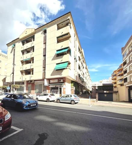 3 camera da letto Appartamento in vendita in Torrevieja con piscina - 185.000 € (Rif: 9374054)