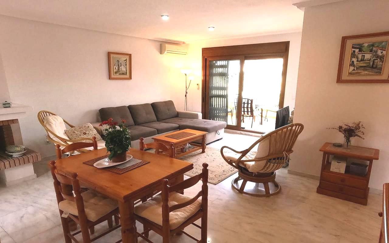 2 makuuhuone Huoneisto myytävänä paikassa Algorfa mukana uima-altaan 
autotalli - 155 000 € (Ref: 9378402)