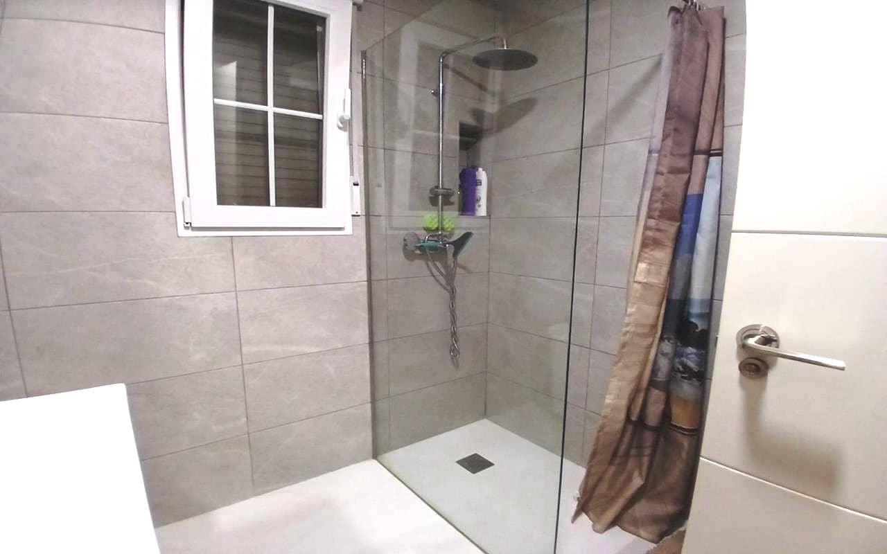 5 soverom Villa til salgs i Sax med svømmebasseng garasje - € 495 000 (Ref: 9380079)