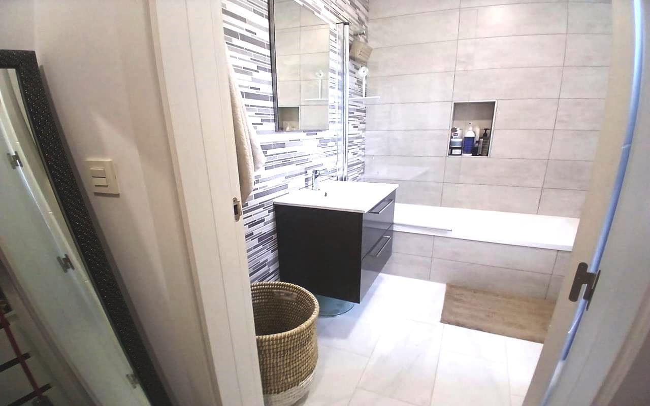 5 soverom Villa til salgs i Sax med svømmebasseng garasje - € 495 000 (Ref: 9380079)